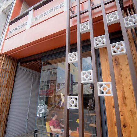 Ripoll'Es Homestay Chishang Exteriör bild