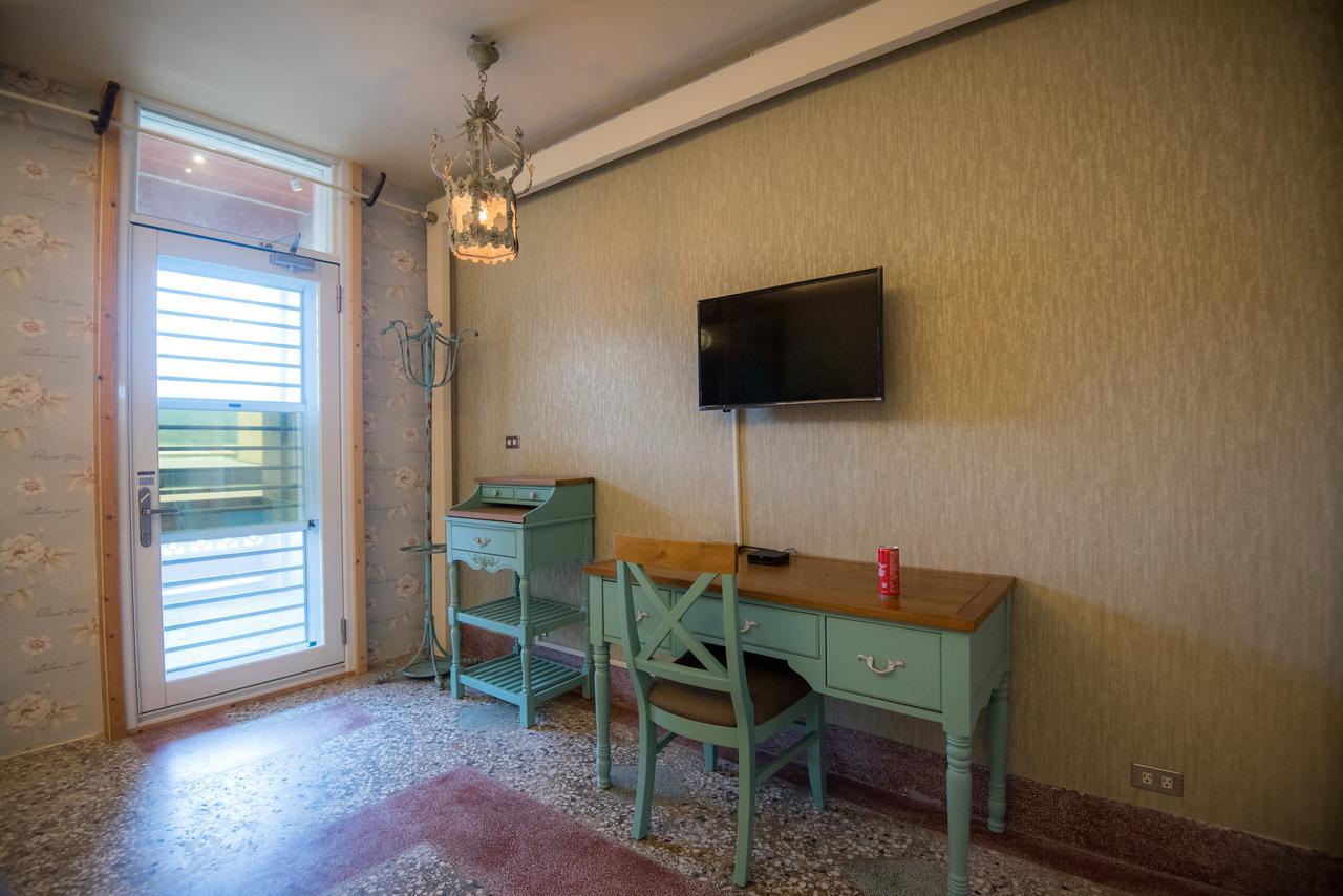 Ripoll'Es Homestay Chishang Exteriör bild