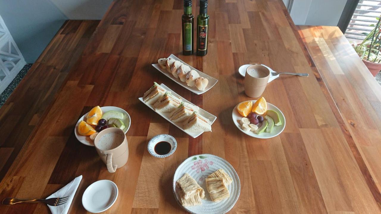 Ripoll'Es Homestay Chishang Exteriör bild